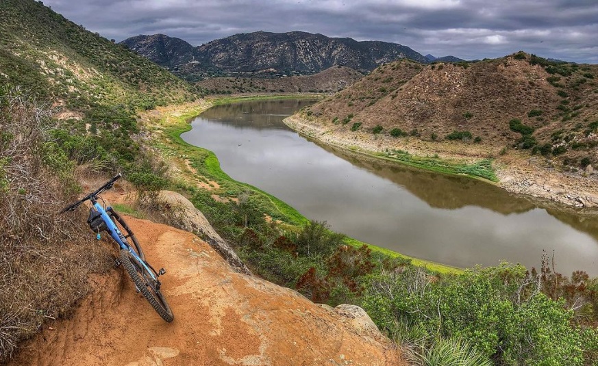 Lake hodges bike trail hotsell